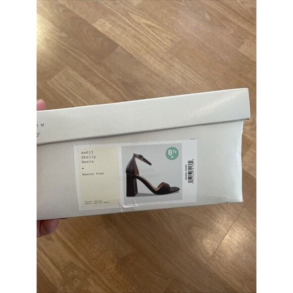 A New Day Shelly Heels Black 8.5 Wide Women's Ankle Strap Block Memory Foam NEW - Picture 3 of 16